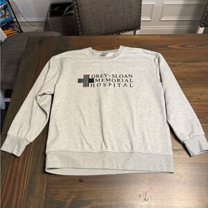 Light Gray Crew Neck Sweater Grey Sloan Memorial Hospital - Grey’s Anatomy